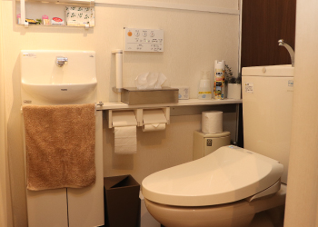 感染対策強化のためトイレと手洗い場所をリニューアルしました。